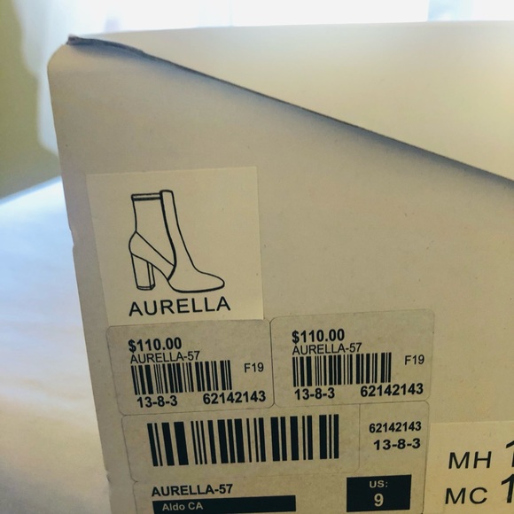 Snakeskin Print Ankle Boots - Picture 2 of 9